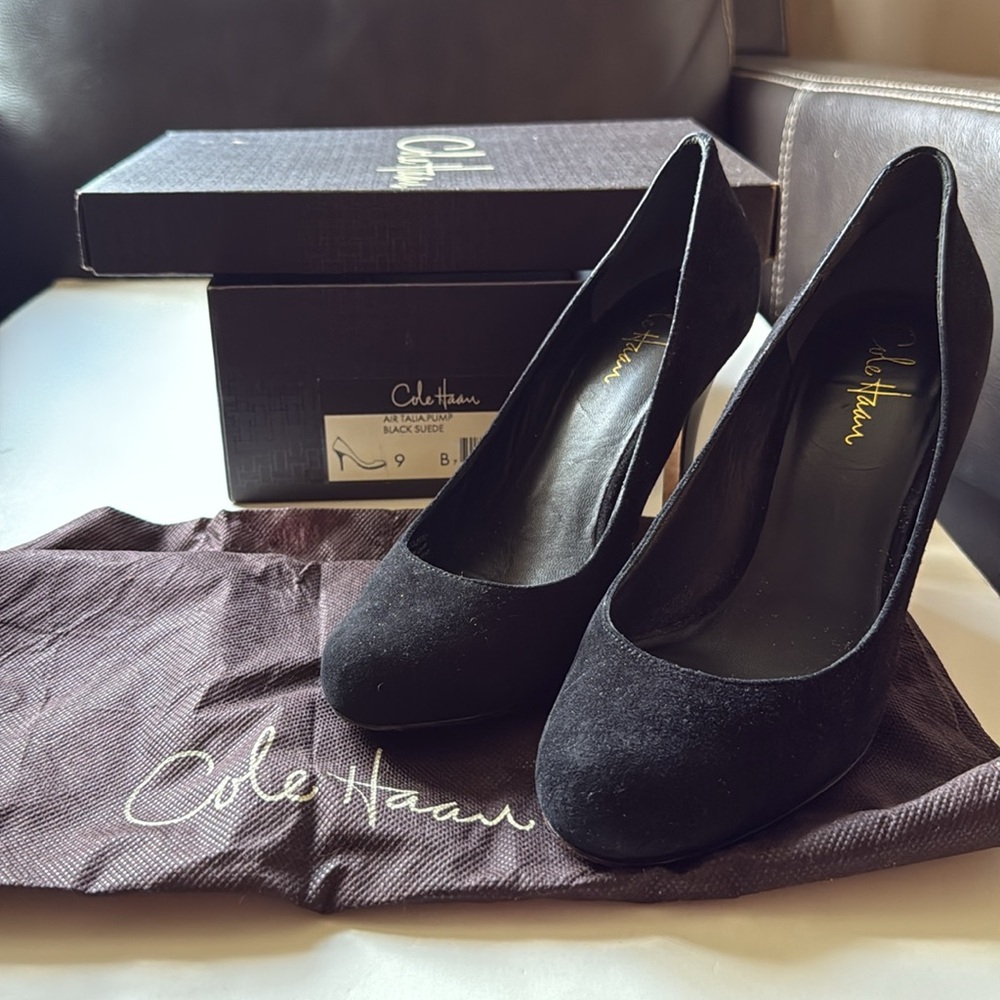 Cole Haan Black Suede Air Talia Pump 9
